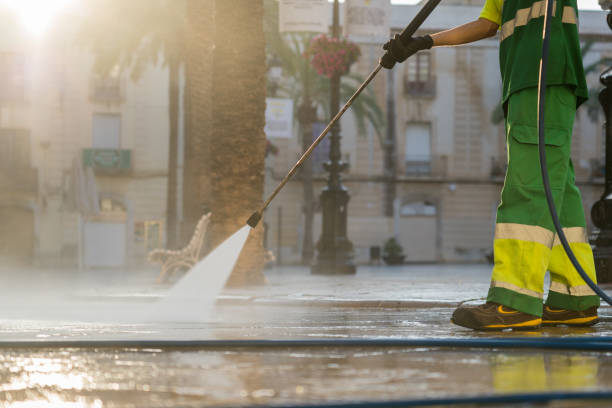 Best Pool Deck Cleaning  in Tladega, AL
